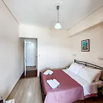 Avli Hotell Nidhrion