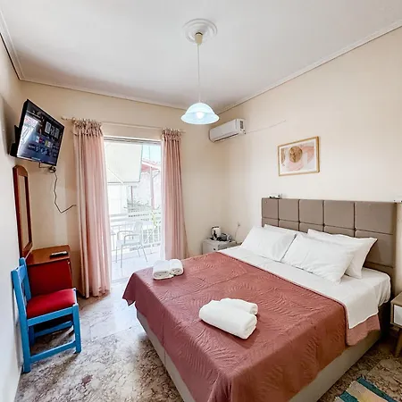 Avli Hotell
