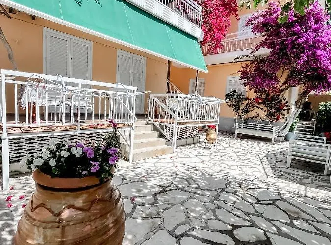 Avli Hotel Nydri (Lefkada)