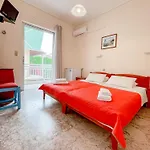 Hotel Avli *