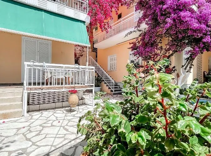 Avli * Nydri (Lefkada)